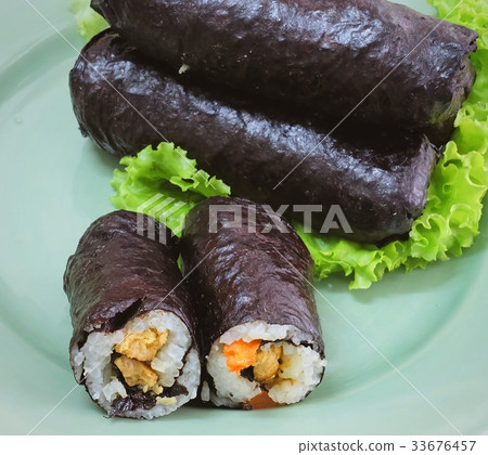 Japanese Rice Maki Sushi Roll Stuff with Tofu Japanese Rice Maki Sushi Roll Stuff with Tofu 33676457