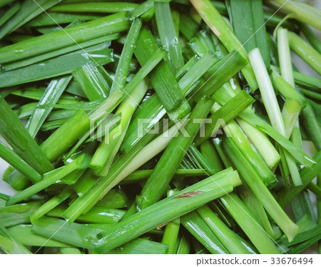 Chopped Garlic Chives with Vitamin K, C, A, B9 33676494