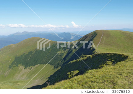 mountain scenery in Carpathians 33676810