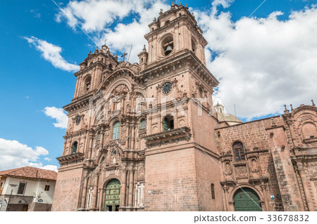 View of Jesuit church in Cusco 33678832