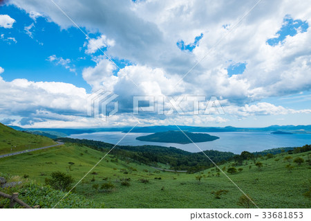 Bihoro Pass Bihoro Pass 33681853