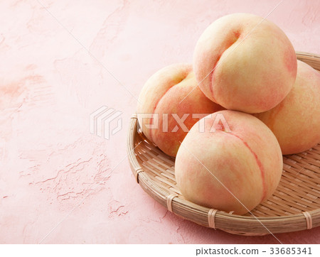 peach  33685341