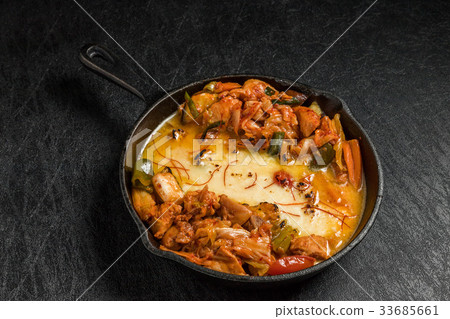 韓國料理Takkarubi Dak galbi（韓式雞肉烤菜） 33685661