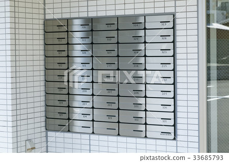 New collective housing post 33685793