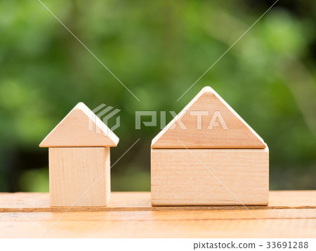 Big wooden home and small wooden home Home loan 33691288