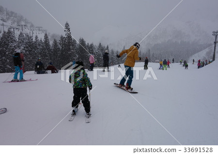 冬季休閒活動 33691528