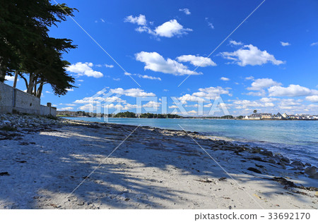 Ile Tudy Brittany France 33692170
