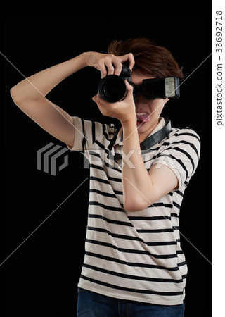 Funny photographer 33692718