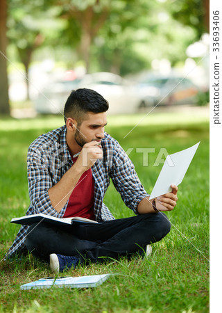 Creating business plan 33693406