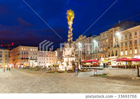 Hauptplatz main square, Linz 33693708