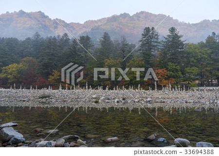 石塔，Baekdam谷，Baekdam寺廟，Soraksan山，Inje區，江原道 33694388