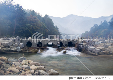 Stone tower, Baekdam valley, Baekdam temple, Soraksan mountain, Inje district, Gangwon province Stone tower, Baekdam valley, Baekdam temple, Soraksan mountain, Inje district, Gangwon province 33694399