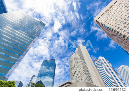 辦公區內的高層建築 33696582