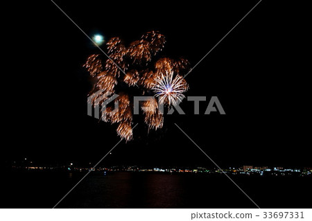 Yokosuka Fireworks Festival Yokosuka Kaito Festival ~ View from the US Navy Base ~ August 5, 2017 (Kanagawa Prefecture 33697331