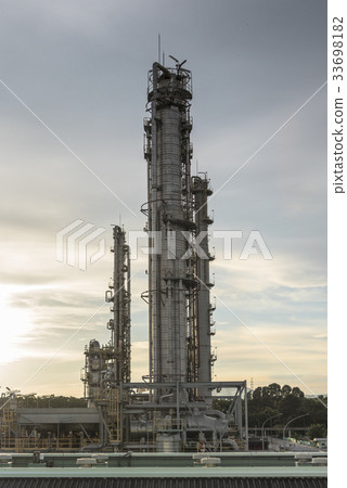 Oil and Gas industrial refinery plant Oil and Gas industrial refinery plant 33698182