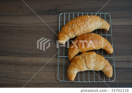 鹽麵包，Salzstangen，麵包卷，新月麵包（Salzstangen） 33702116