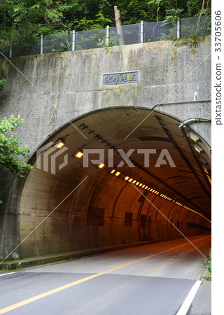 Ikuhara Teamway Tunnel (Miki City, Hyogo Prefecture) 33705606