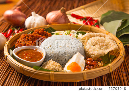 Nasi kerabu Nasi kerabu 33705948