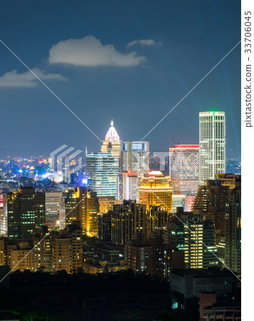 Taipei scenery at night Taipei scenery at night 33706045