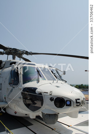 Assault ship Asayuki loading "SH-60J" patrol helicopter Assault ship Asayuki loading "SH-60J" patrol helicopter 33706462