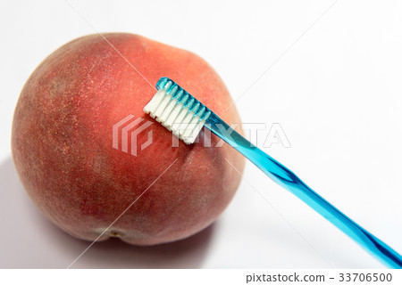 預防牙周病（桃子，牙齦圖像） 33706500