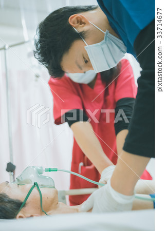 physician, emergency medicine, hospital 33714677