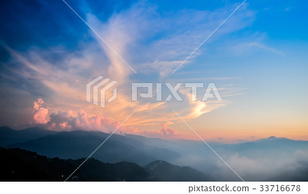 beautiful morning sunrise and cloud in Taiwan 33716678