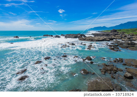 beautiful sea level in Sansiantai Taitung, Taiwan beautiful sea level in Sansiantai Taitung, Taiwan 33718924