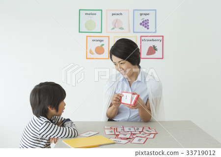 工作的母親 33719012