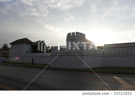 Grand Palace 33721055