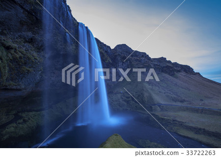 Celia Landus Falls, Iceland 33722263