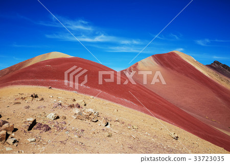Rainbow mountain Rainbow mountain 33723035