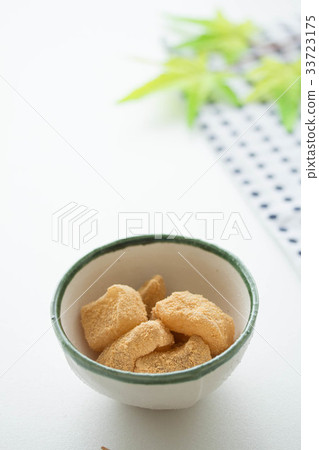 Warabimochi Warabimochi 33723175
