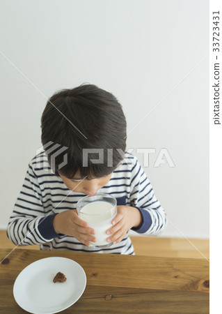 工作的母親 33723431