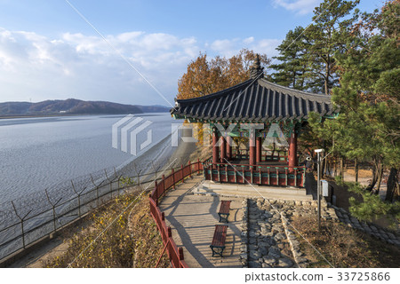 Ban Gyoung-jeong, Hwang Hee-ssi, Youngjangji, Paju, Gyeonggi-do 33725866