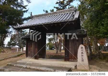 鴨川城現存的大門 鴨川城現存的大門 33729046