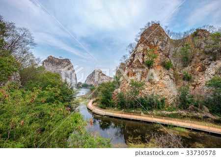 Natural attractions Khao ngu limestone 33730578
