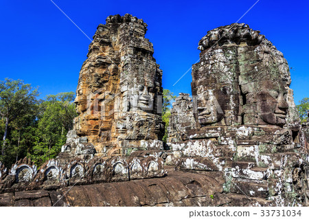 Ancient Bayon temple in Angkor Thom, Siem Reap 33731034