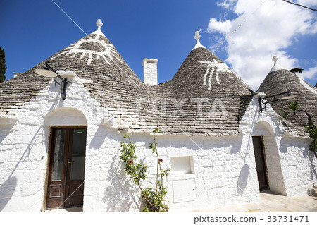 阿爾貝羅貝洛 33731471