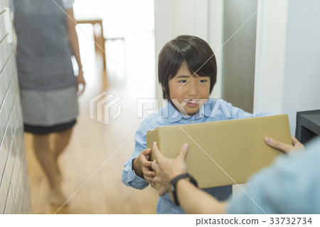 Working mother Working mother 33732734