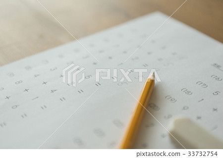 工作的母親 33732754
