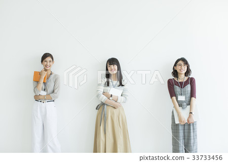 Business woman Business woman 33733456