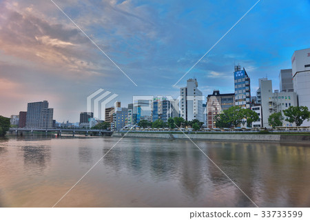 Hiroshima Skyline and the River in Japan. 33733599