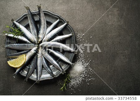 Sardines Sardines 33734558