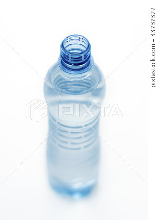Bottle of water Bottle of water 33737322