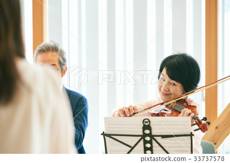 高級音樂圈 33737578