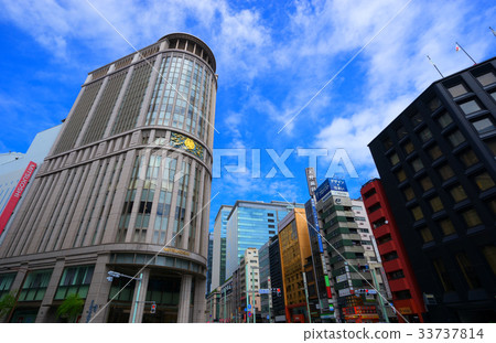 Nihonbashi of fine weather Nihonbashi of fine weather 33737814
