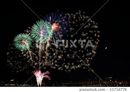 Fireworks fireworks fireworks night lights colorful colorful splendid celebration celebration sky celebration anniversary freshwater river 33738776