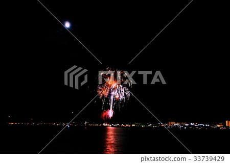 橫須賀煙花節Yokosuka Kaito節〜美國海軍基地的視圖〜2017年8月5日（神奈川縣） 33739429