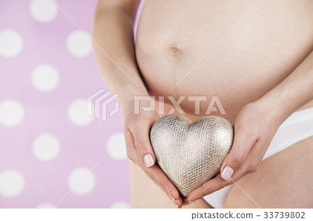 Heart, Beautiful Pregnant Woman belly 33739802